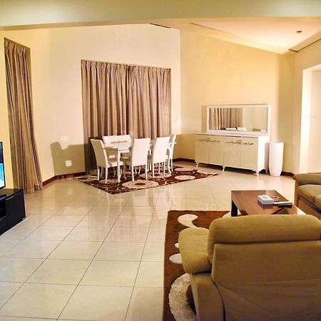 Al Hamra Plaza Apartment Al-Manamah Bagian luar foto