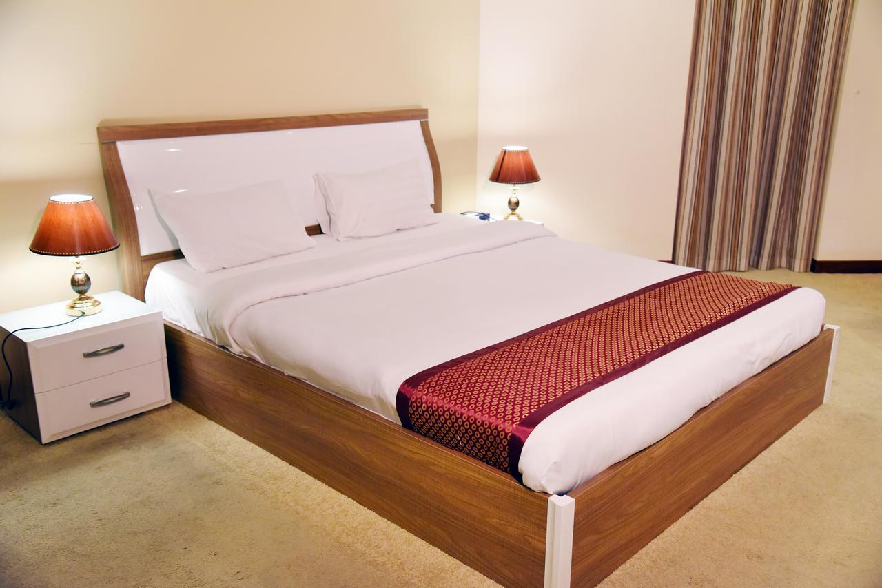 Al Hamra Plaza Apartment Al-Manamah Bagian luar foto